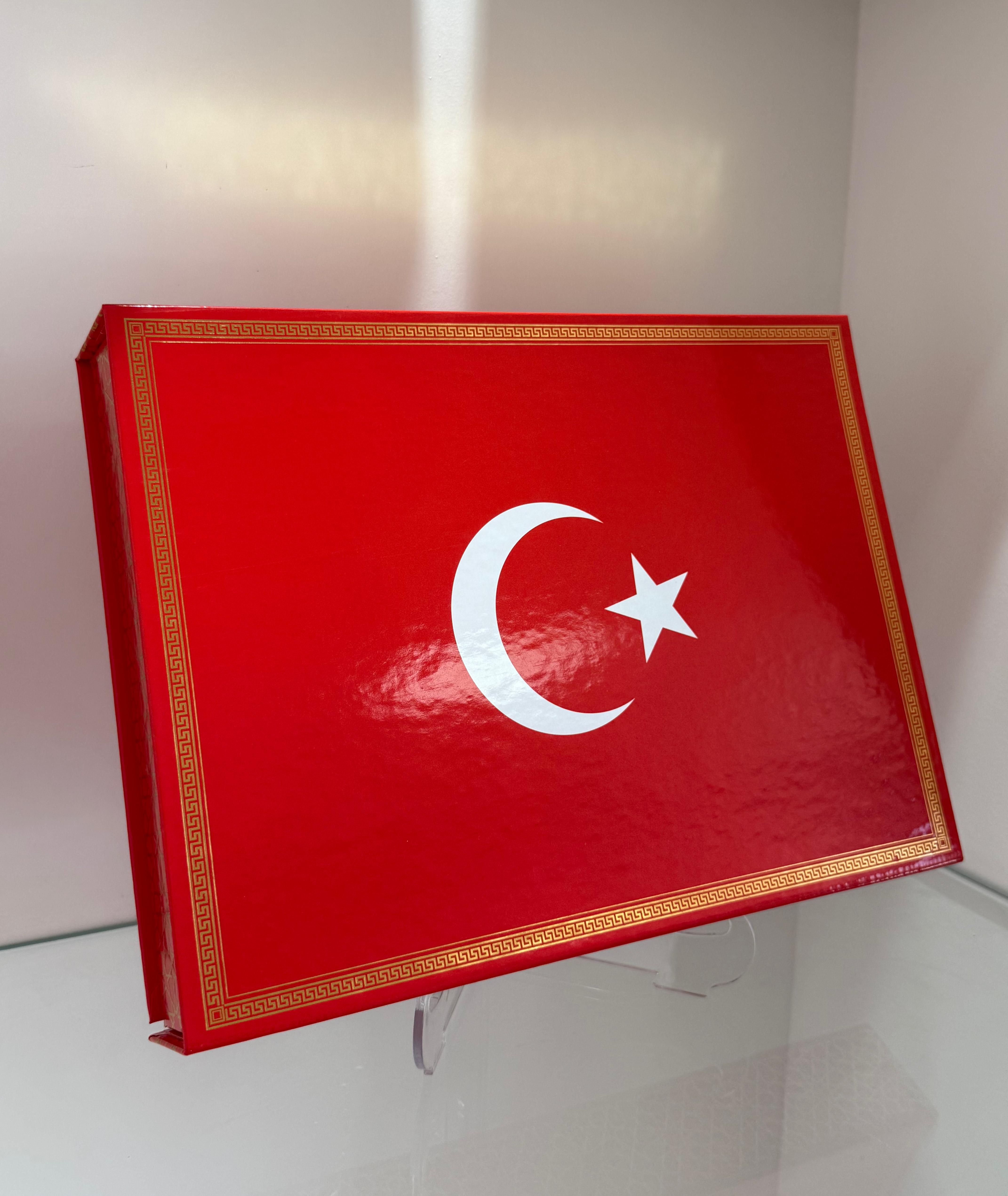 VIP KURANI KERİM KUTUSU BAYRAKLI