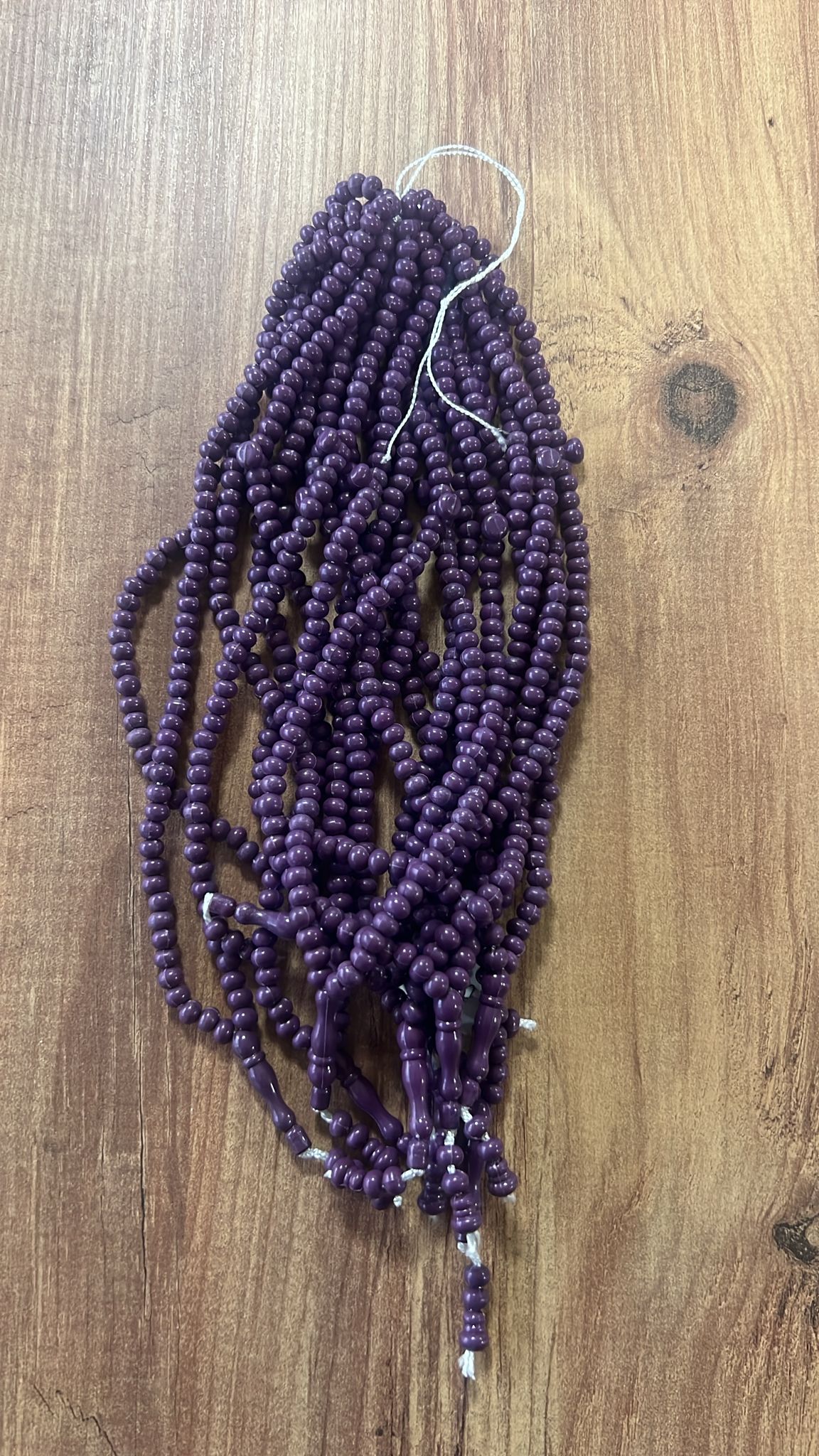 OZL TESBİH 8 MM MOR KOD 145 DESTE